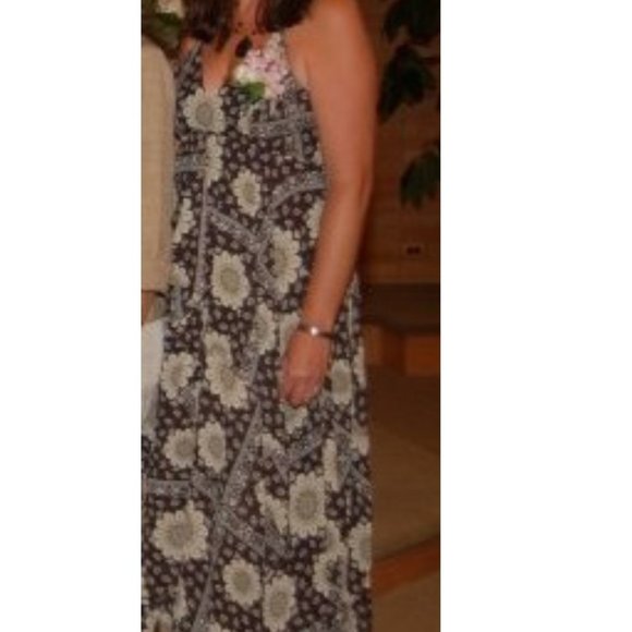 Black, white and tan cocktail dress, hi-lo - Picture 8 of 12